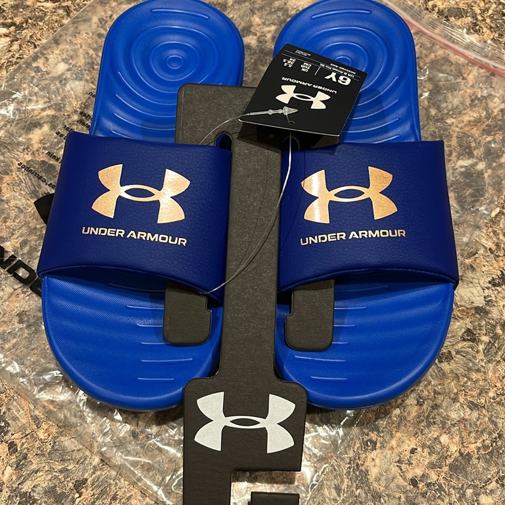 NWT kids Under Armour slides